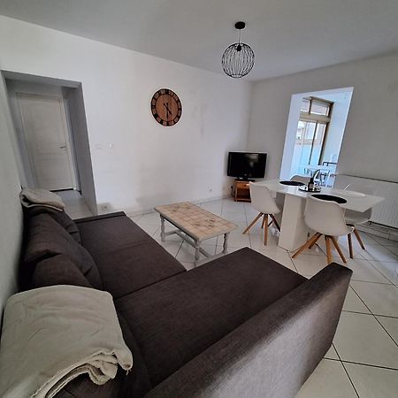 Le-Bon-Appart De Plain-Pied Avec Terrasse Auxonne Εξωτερικό φωτογραφία
